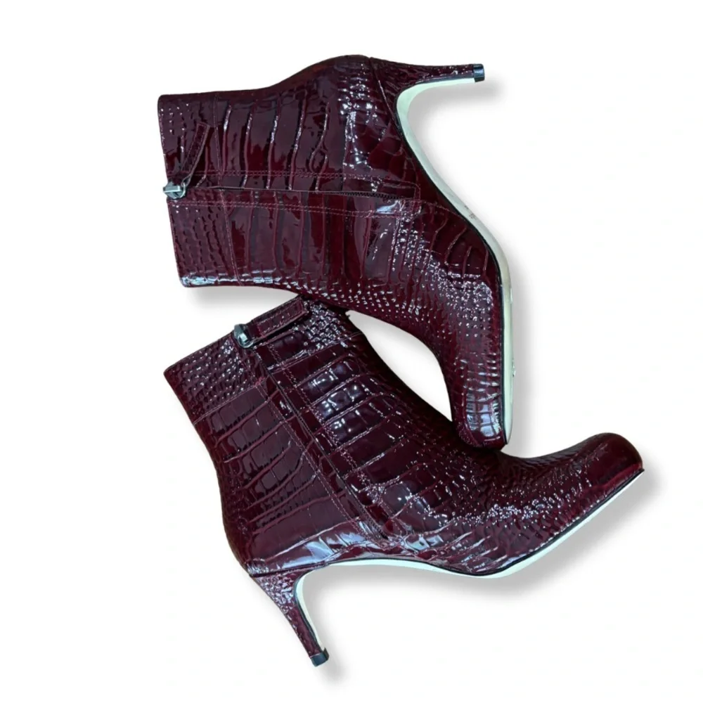 🍷 Kate Spade New York Croc Embossed Ankle Booties – Size 7.5M 🍷